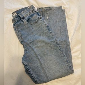 Abercrombie 90s Straight Ultra High Rise